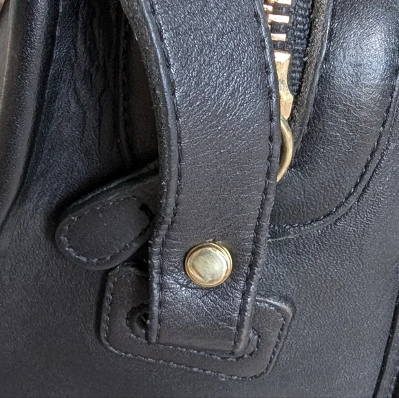 Vintage Coach Black Leather Crossbody Bag - Picture 10 of 14